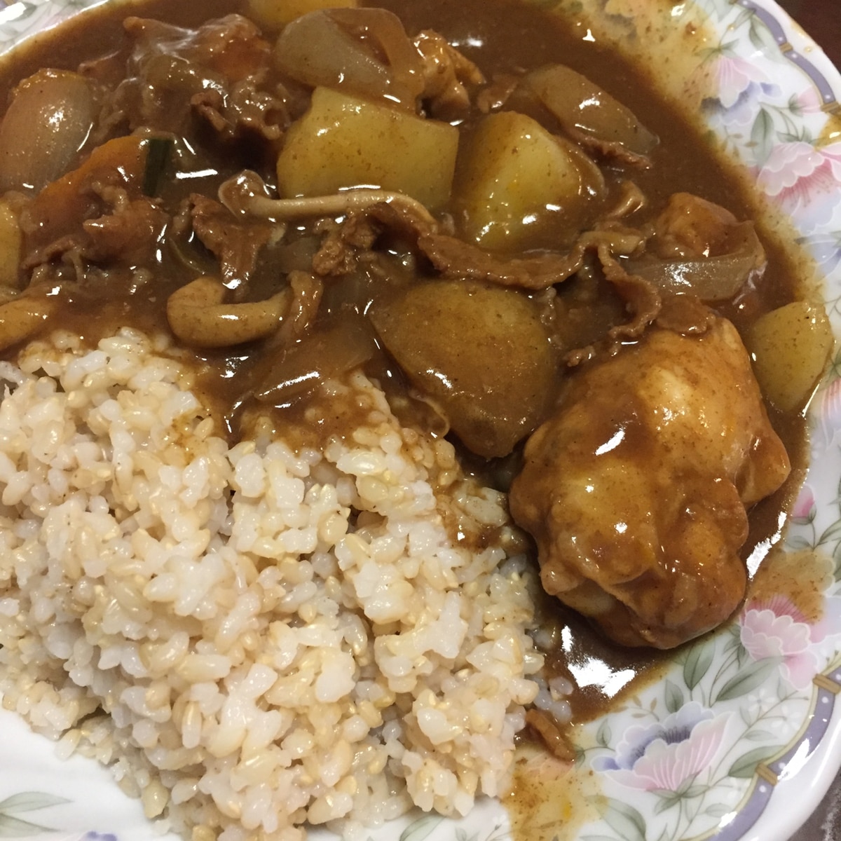 手羽元と牛肉とのコラボ玄米カレー レシピ 作り方 By へんてこへんてこママ 楽天レシピ 手羽元と牛肉とのコラボ玄米カレー レシピ 作り方 By へんてこへんてこママ 楽天レシピ